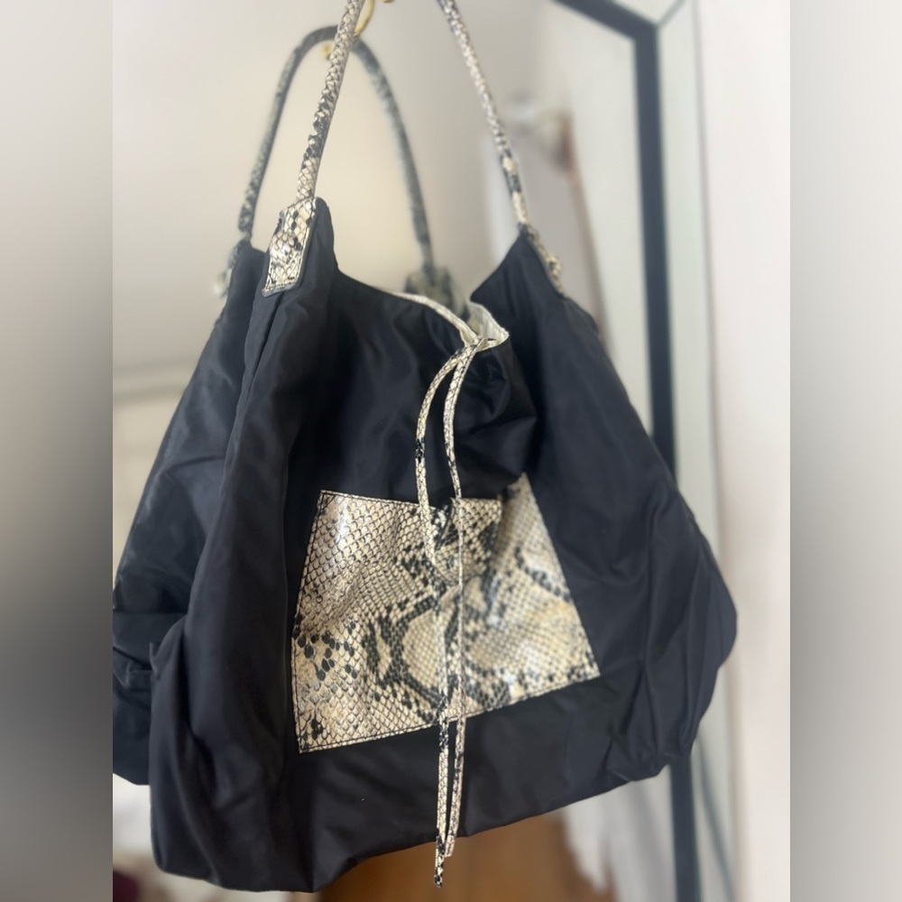 FALCHI by FALCHI REVERSIBLE NYLON HOBO HANDBAG BLACK & White(ivory)